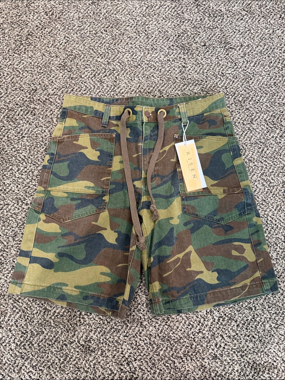 Risen Camo baggy Bermudas